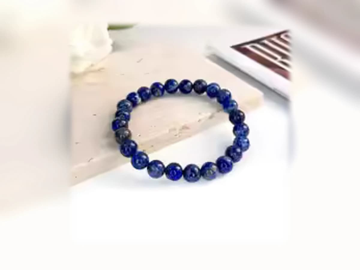 Lapislazuli-Natursteinarmband in der Ausführung Licht