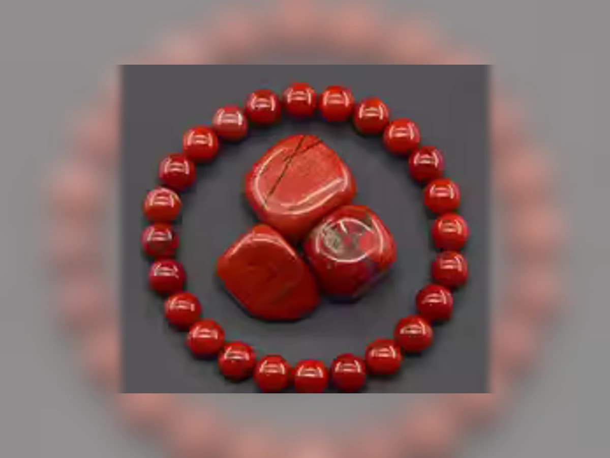 Roter Jaspis-Natursteinarmband in der Ausführung Atelier