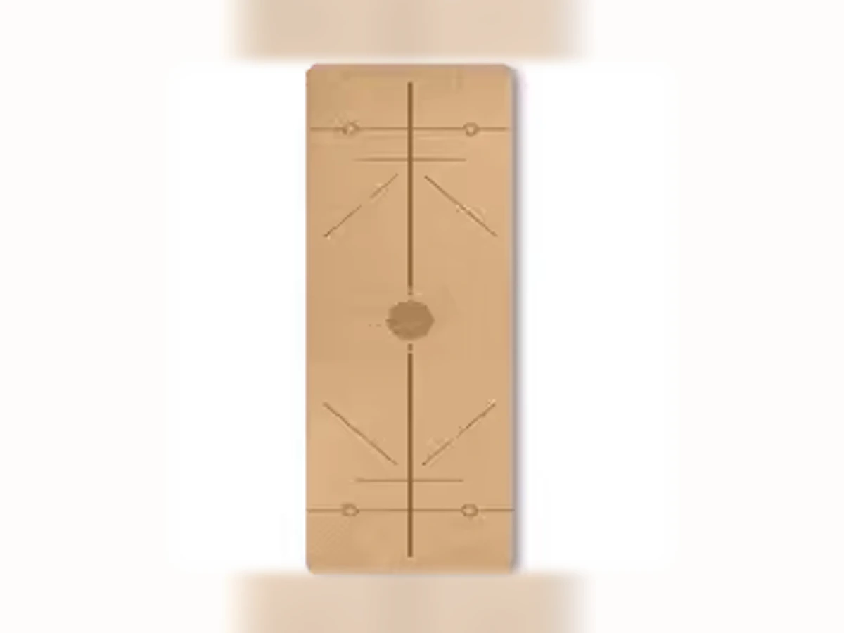 Naturfarbene Yogamatte mit dem Design Geometrische Mitte