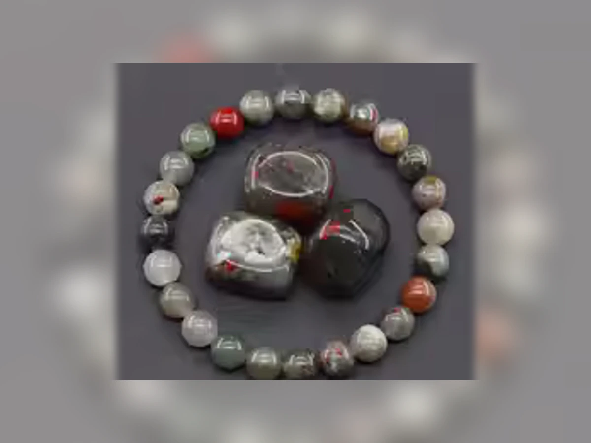 Afrikanischer Blutstein-Natursteinarmband in der Ausführung Atelier
