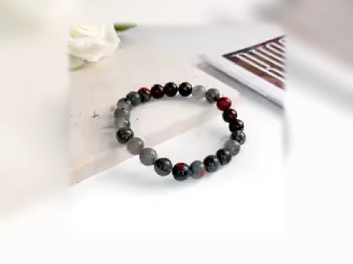 Afrikanischer Blutstein-Natursteinarmband in der Ausführung Licht