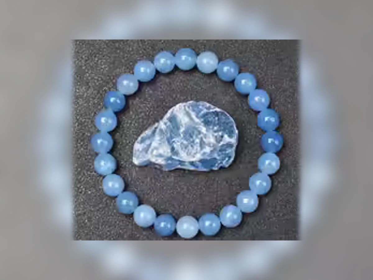 Aquamarin-Natursteinarmband in der Ausführung Erde