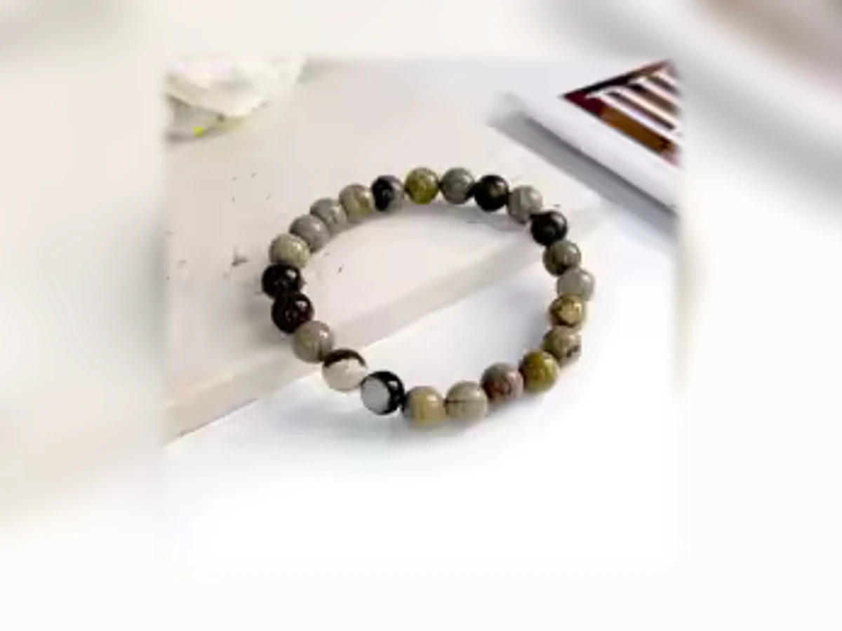 Dendritenopal-Natursteinarmband in der Ausführung Licht