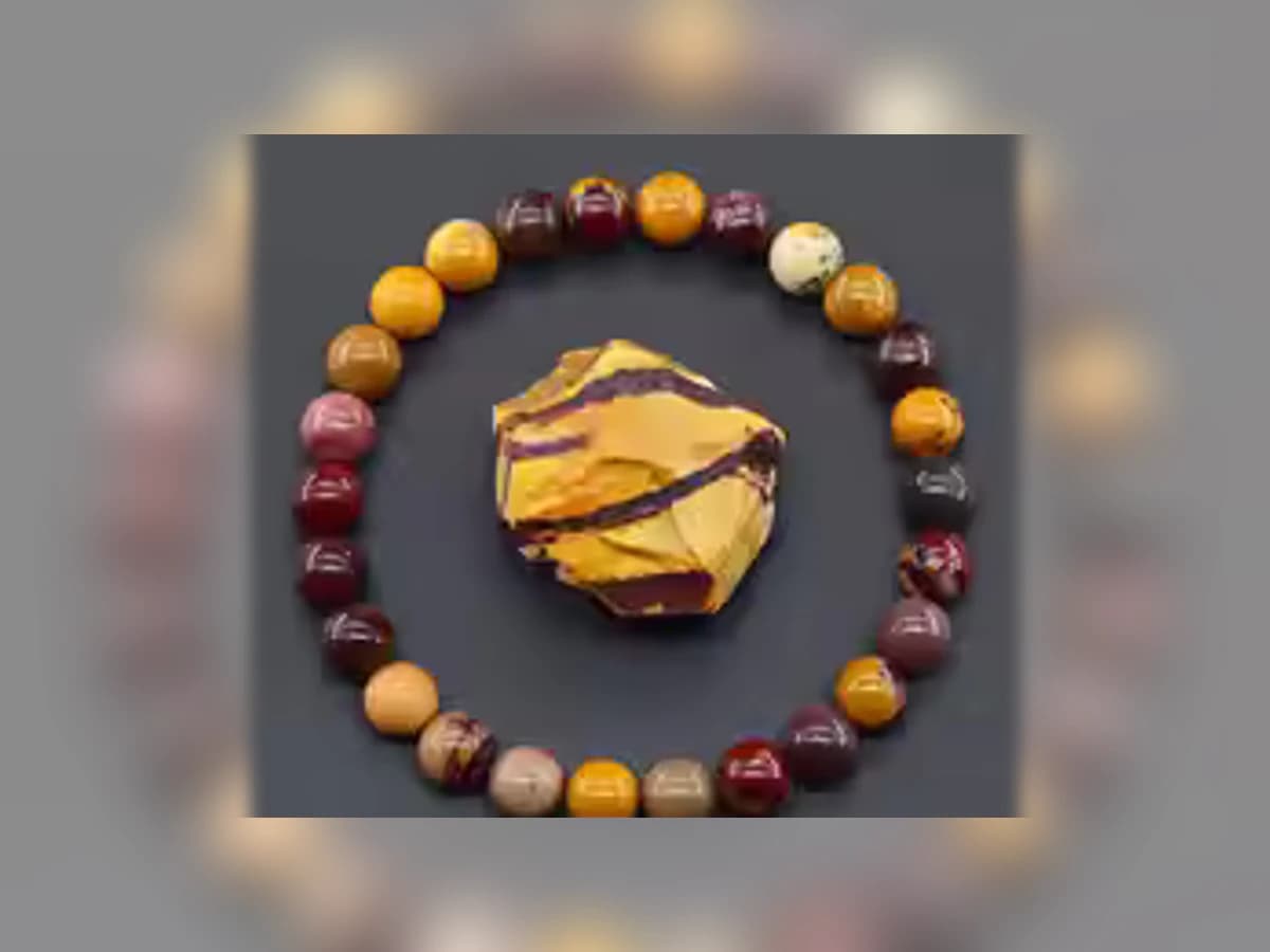 Dottergelber Naturstein-Natursteinarmband in der Ausführung Atelier