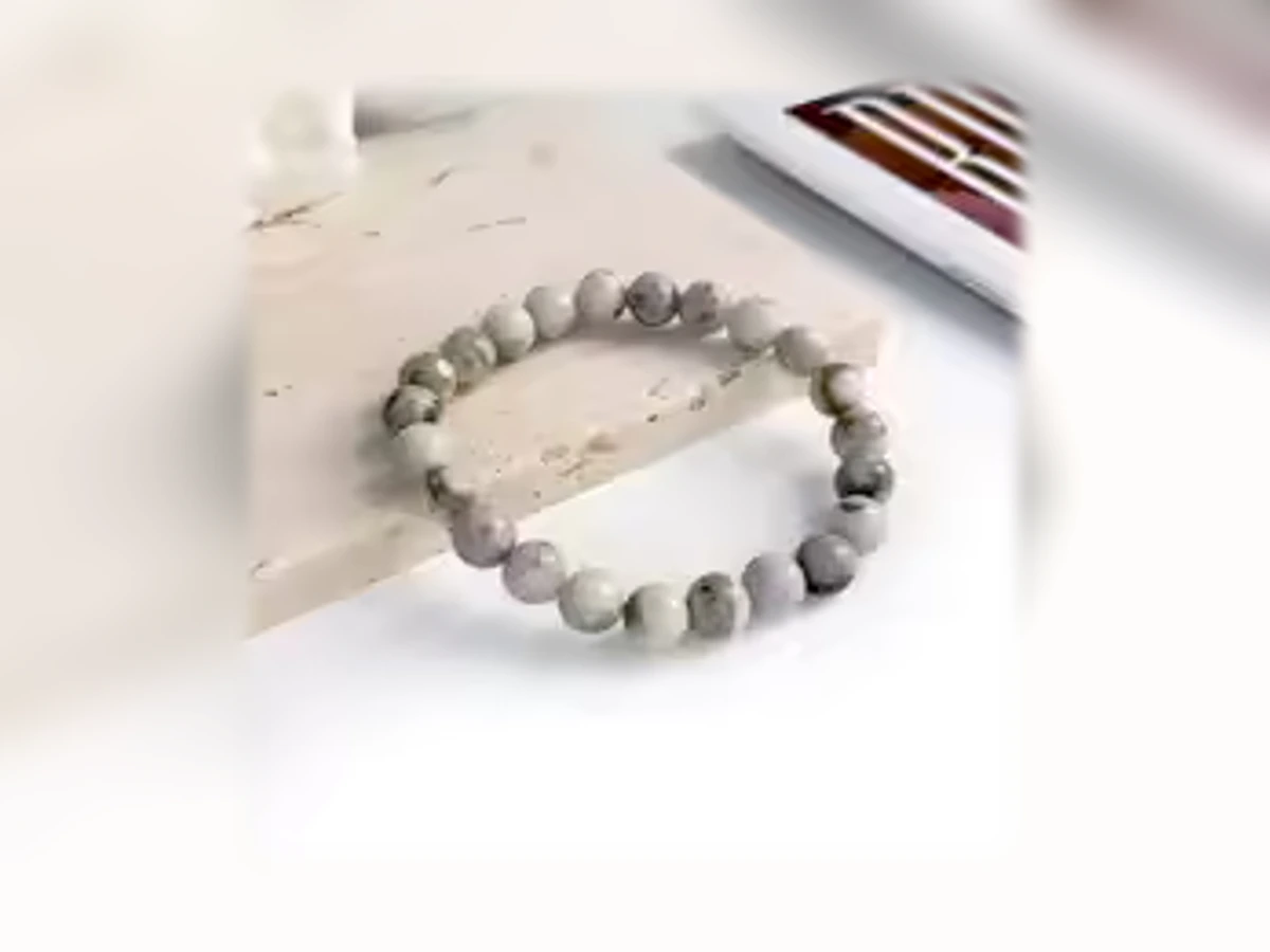 Glücksjaspis-Natursteinarmband in der Ausführung Licht