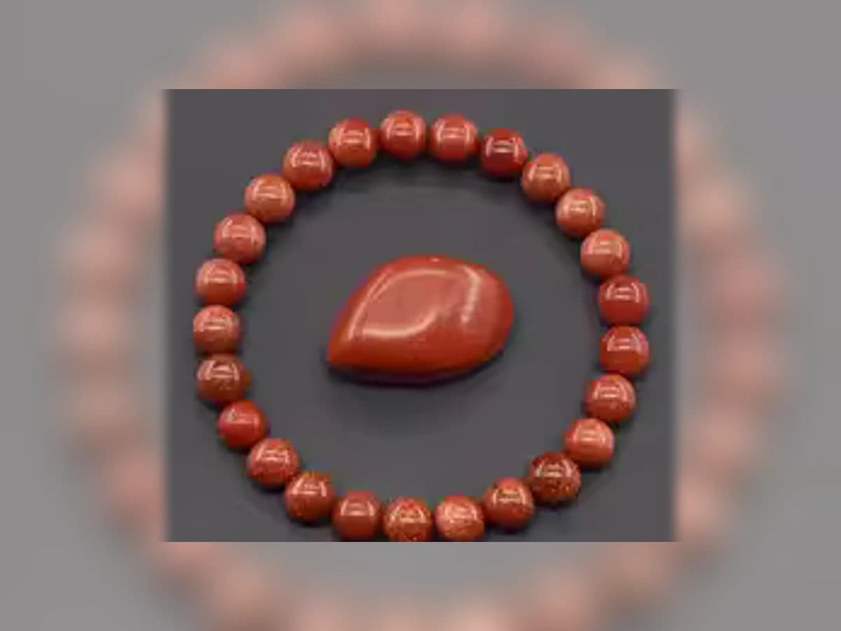 Goldsandstein-Natursteinarmband in der Ausführung Atelier