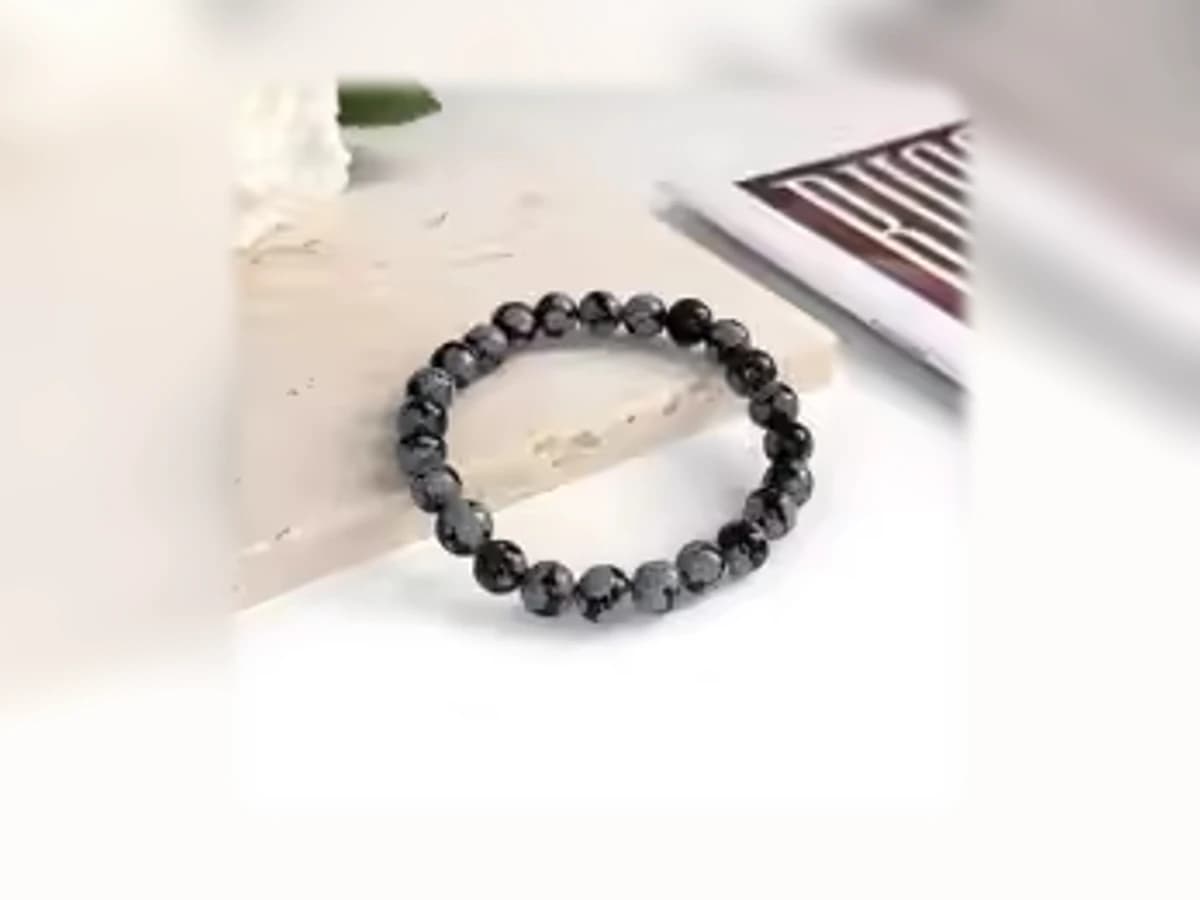 Obsidian-Natursteinarmband in der Ausführung Licht