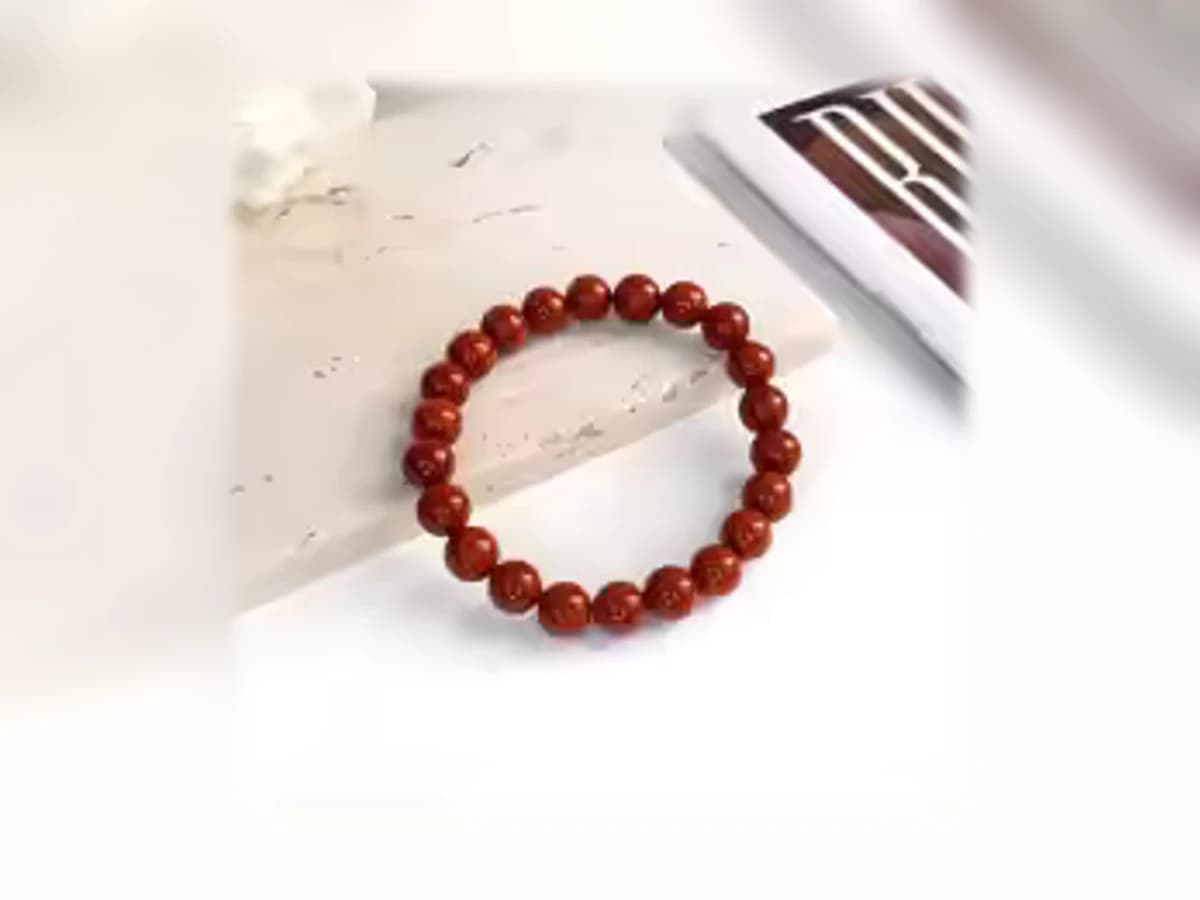 Roter Jaspis-Natursteinarmband in der Ausführung Licht