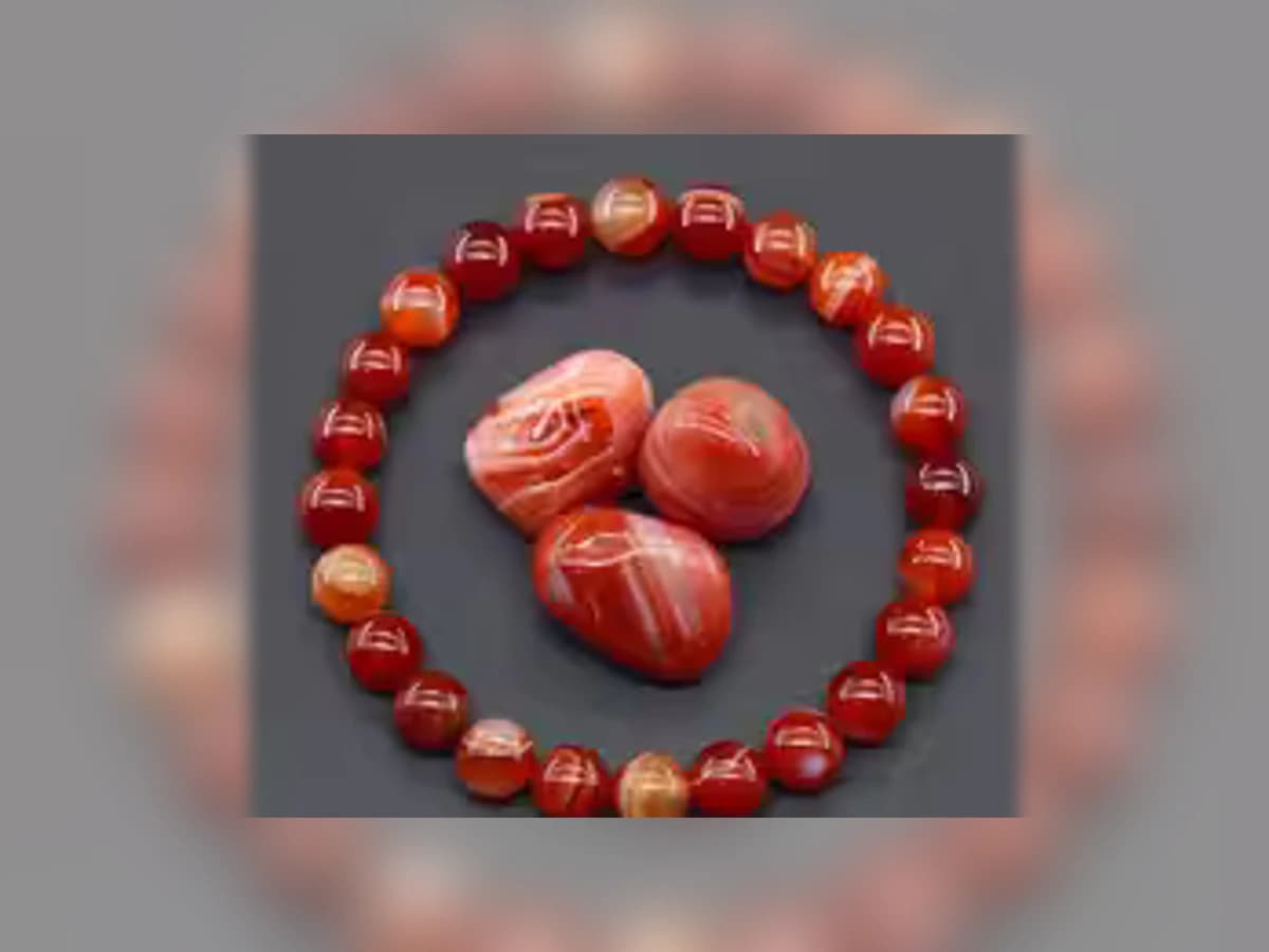 Roter Streifenachat-Natursteinarmband in der Ausführung Atelier