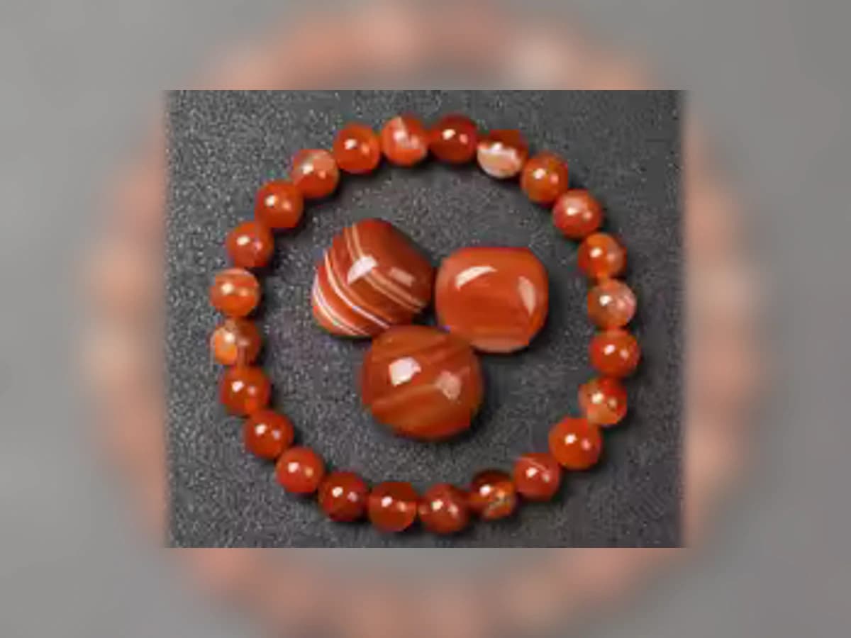 Roter Streifenachat-Natursteinarmband in der Ausführung Erde