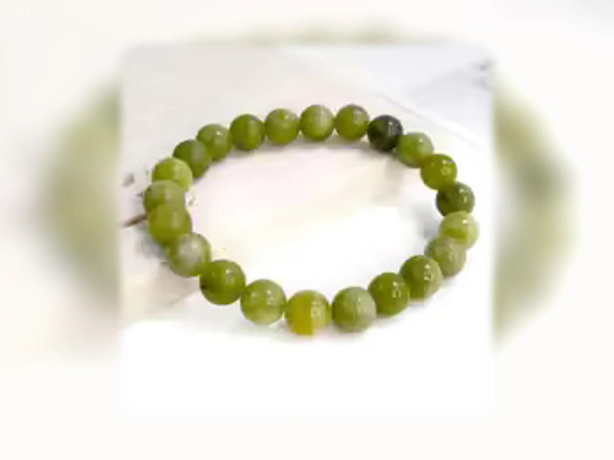 Südlicher Jadestein-Natursteinarmband in der Ausführung Licht