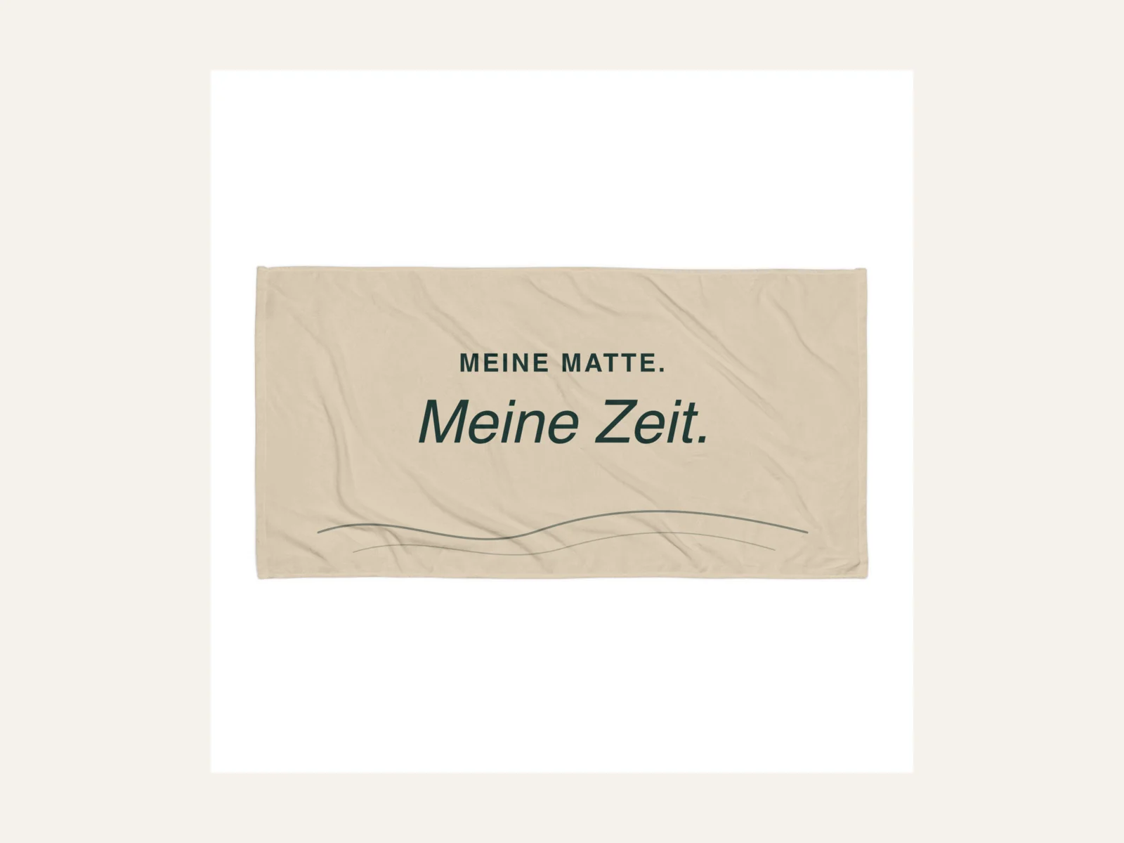Meine Matte. Meine Zeit. – Yoga-Handtuch in Sand – Produktansicht