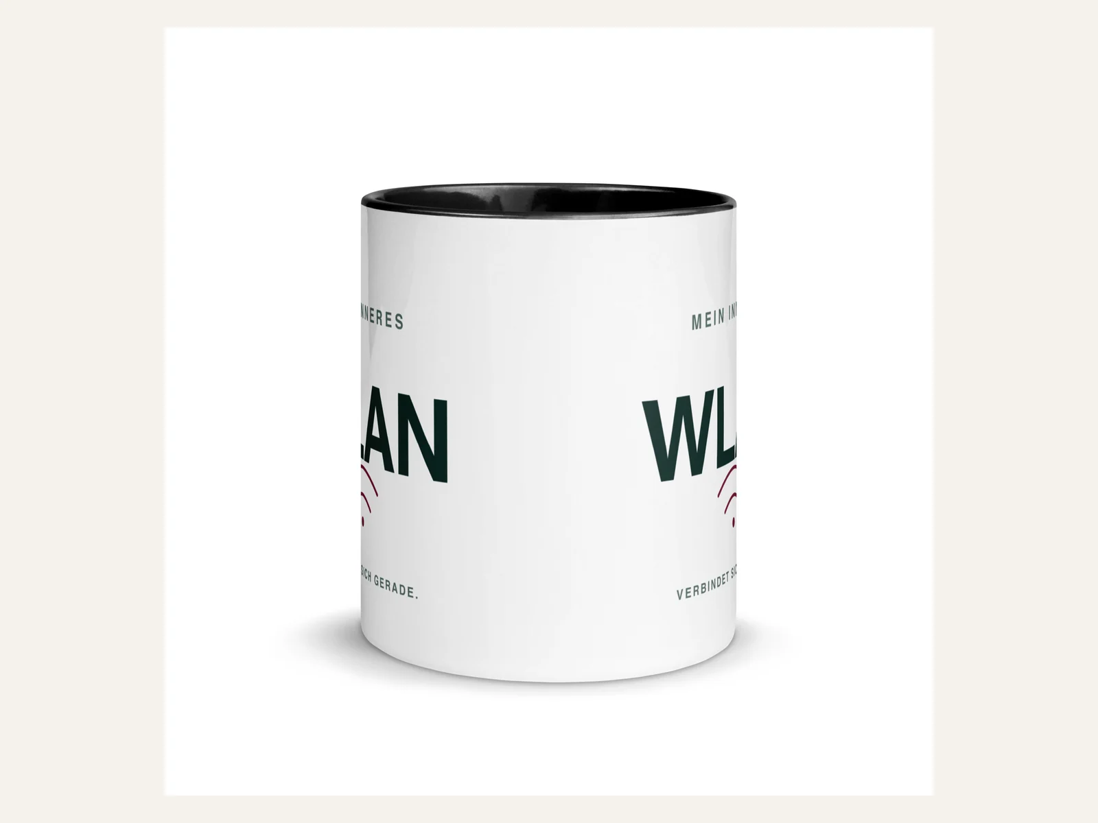 Mein inneres WLAN verbindet sich gerade. – Keramiktasse in Schwarz – Produktansicht